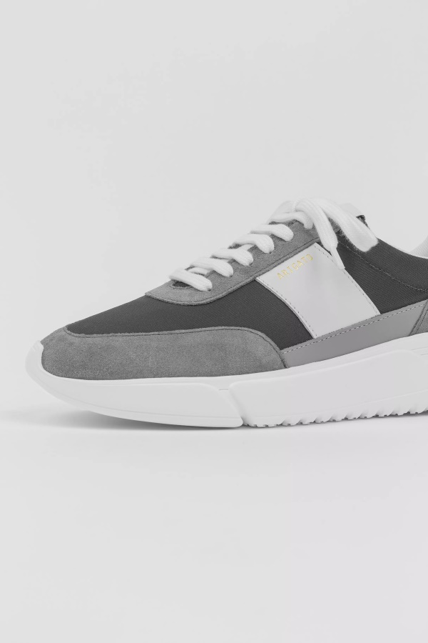 Genesis Bağbozumu Koşucu Axel Arigato Siyah Beyaz