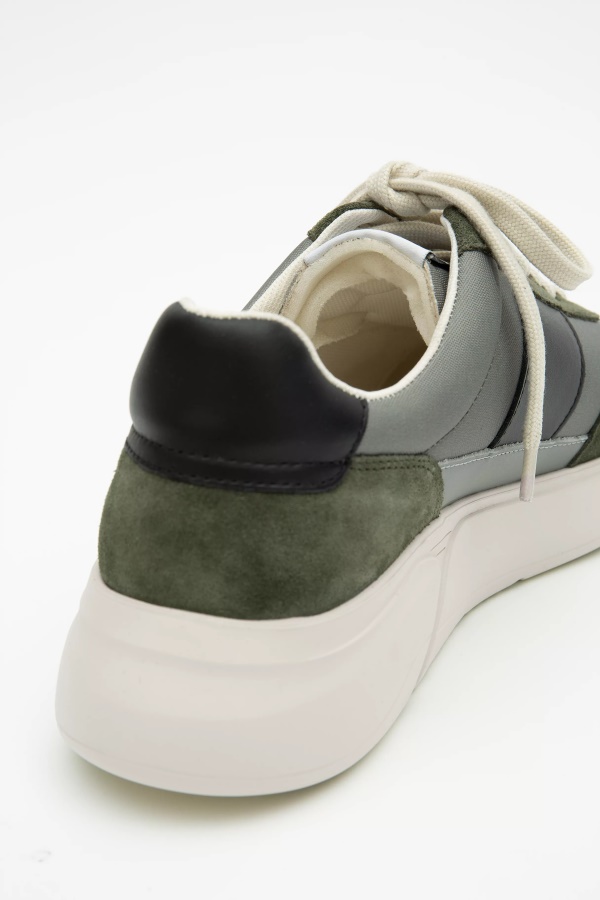 Axel Arigato Koyu Yeşil Genesis Bağbozumu Koşucu