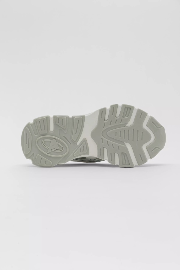 Maraton R-izi Tozlu Adaçayı Axel Arigato