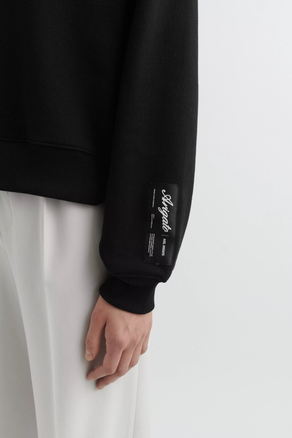 Yerel Kapüşonlu Siyah Axel Arigato