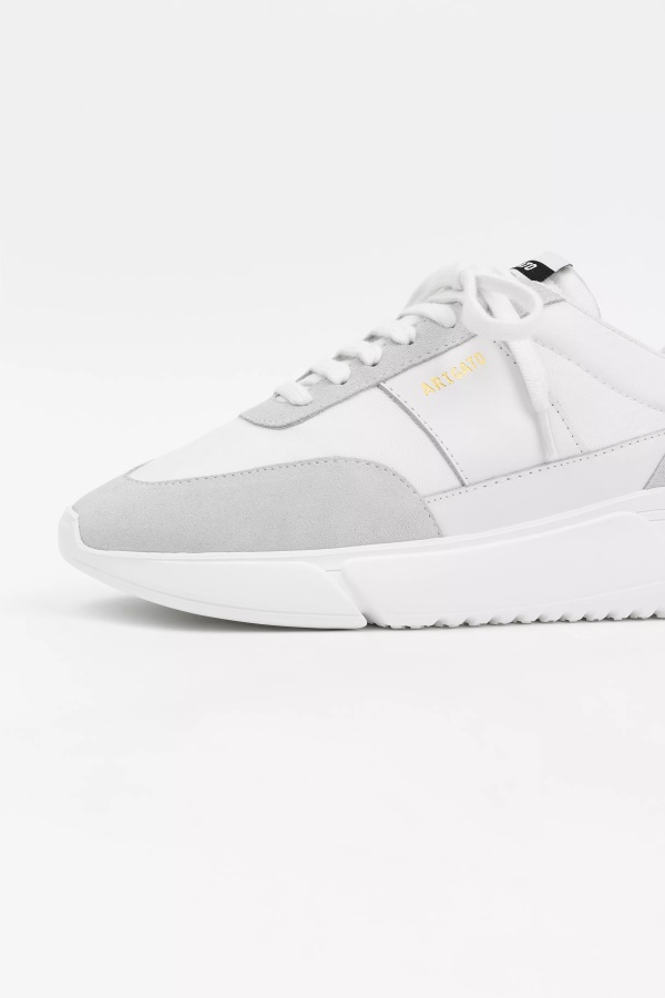 Genesis Bağbozumu Koşucu Beyaz Axel Arigato