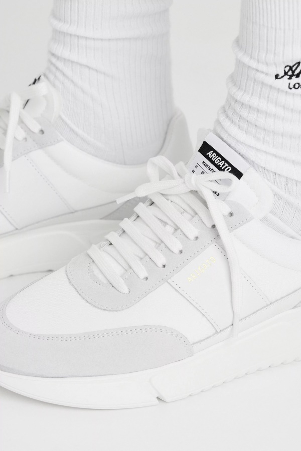 Genesis Bağbozumu Koşucu Beyaz Axel Arigato