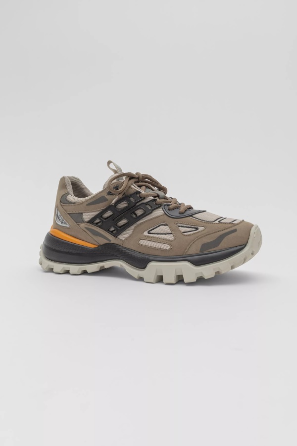 Maraton R-tic Kum Siyah Axel Arigato