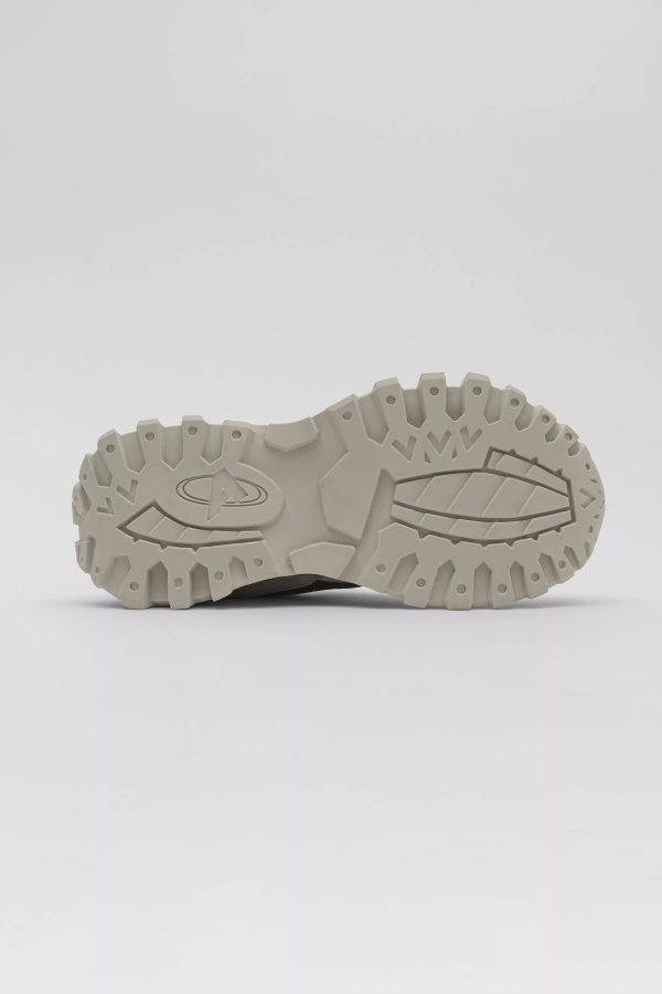 Maraton R-tic Kum Siyah Axel Arigato