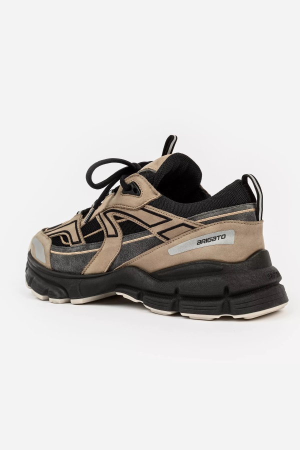 Maraton R-izi Kum Siyah Axel Arigato