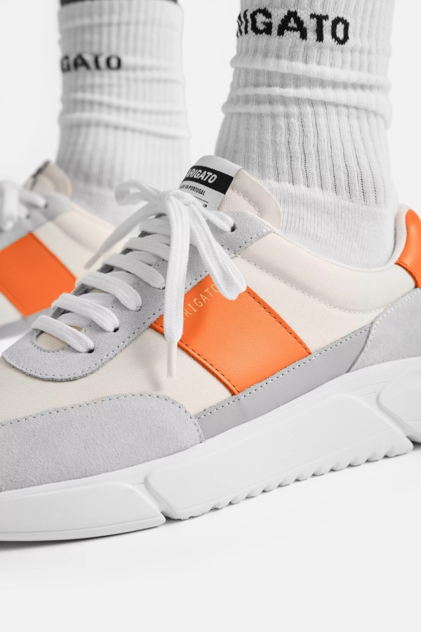 Genesis Bağbozumu Koşucu Beyaz Turuncu Axel Arigato