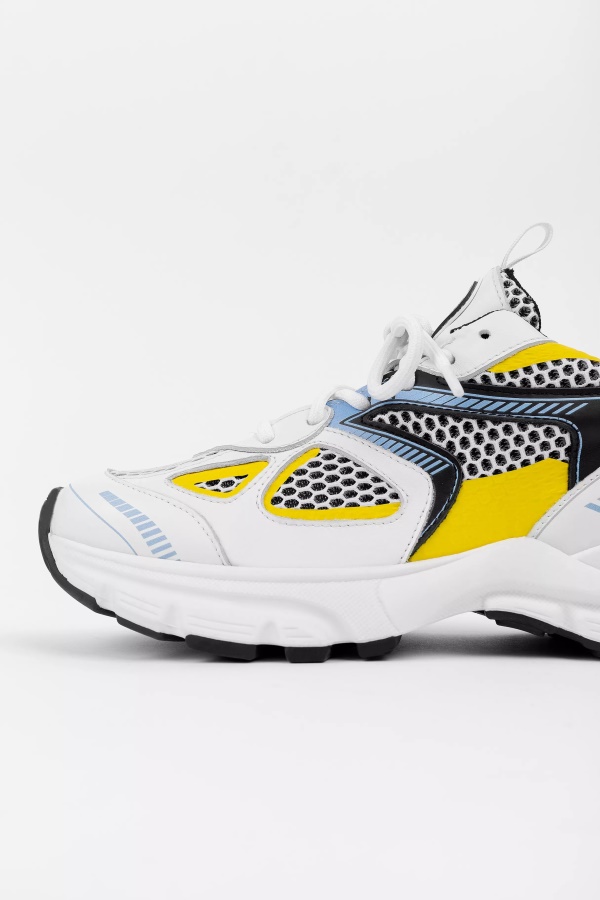 Maraton Koşucusu Beyaz Axel Arigato